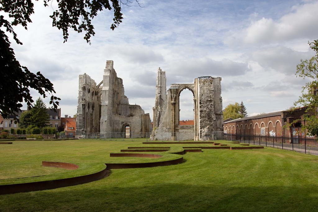 Sint-Bertinusabdij abdij sint omaars saint omer hdr ruine klooster bertinus abt rooms religie religion abbaye katholiek